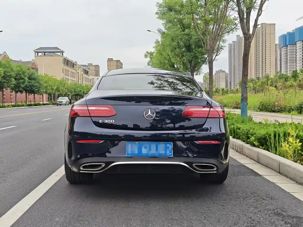 Mercedes-Benz E-Class 2020 — фото 17