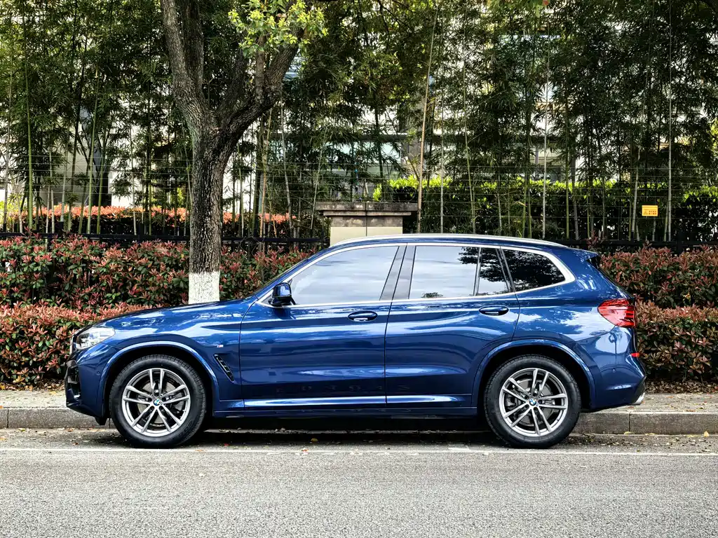 BMW X3 2021 — фото 3