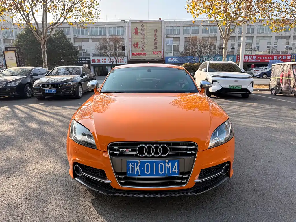 Audi TTS 2013 — фото 1