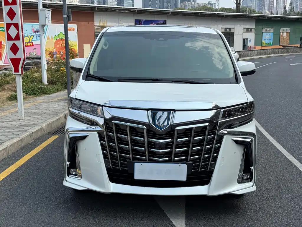Toyota Alphard 2020 — фото 2