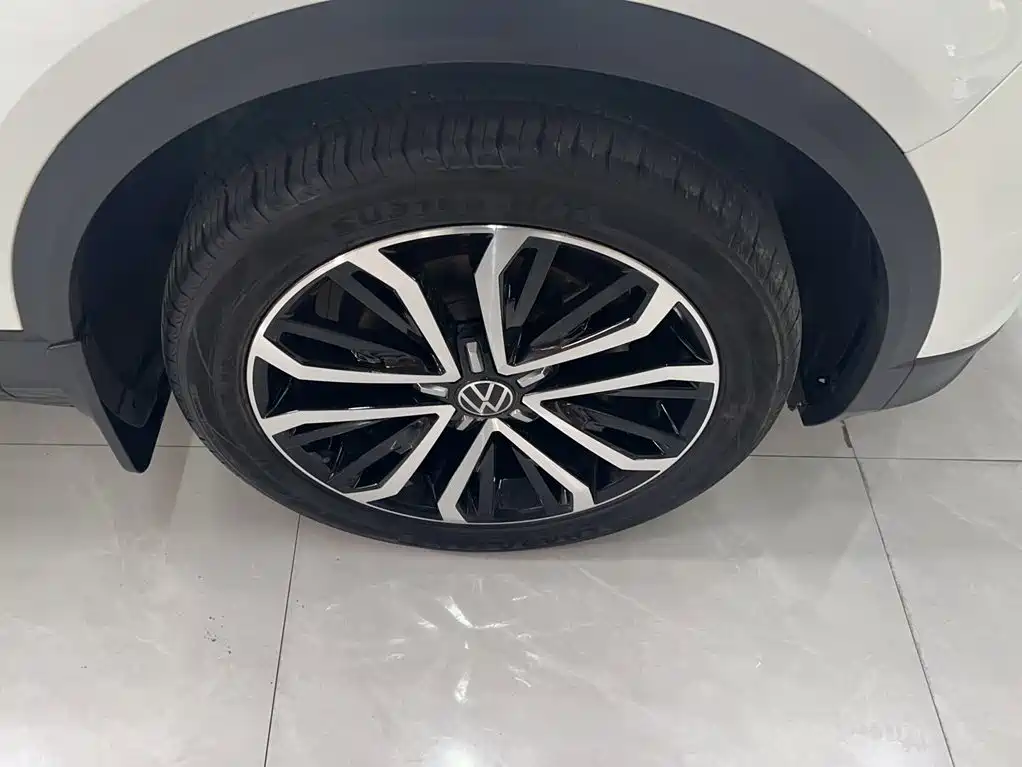 Volkswagen T-Roc 2021 — фото 10