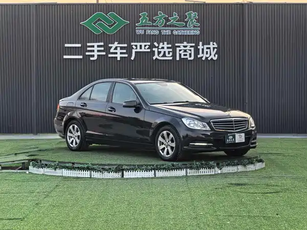 Mercedes-Benz C-Class 2013
