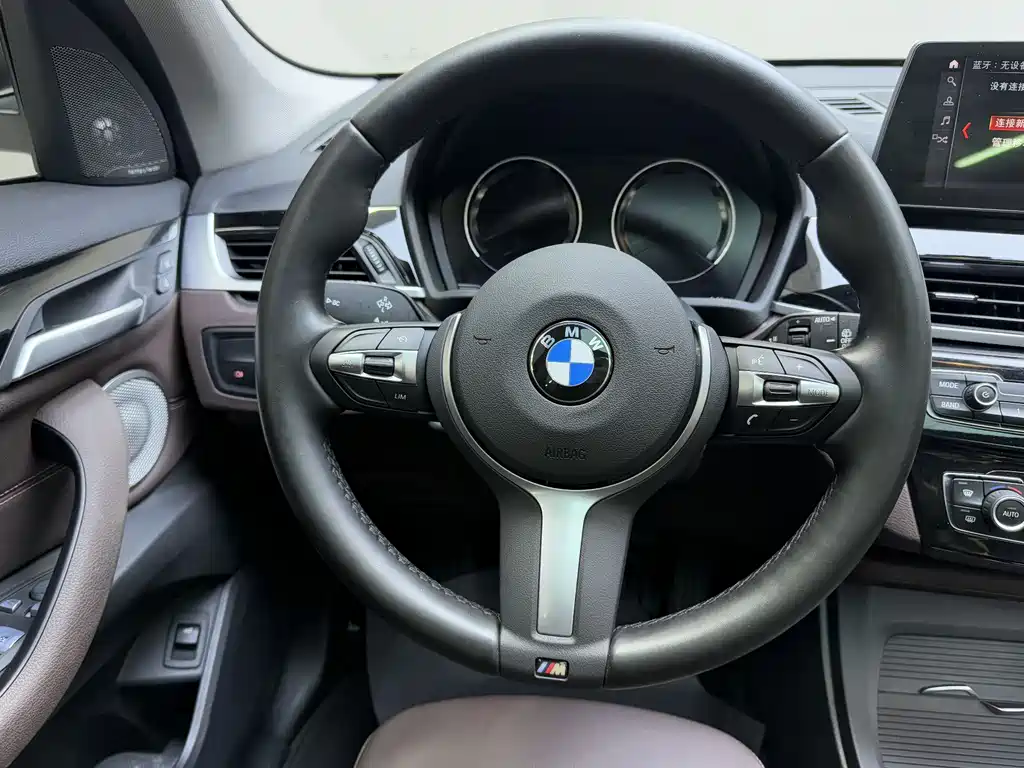 BMW X1 2022 — фото 15