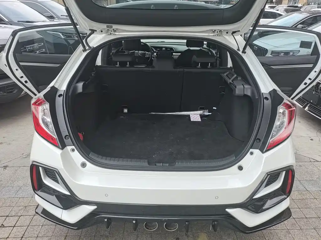 Honda Civic 2020 — фото 15