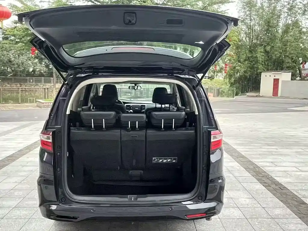 Honda Odyssey 2019 — фото 9