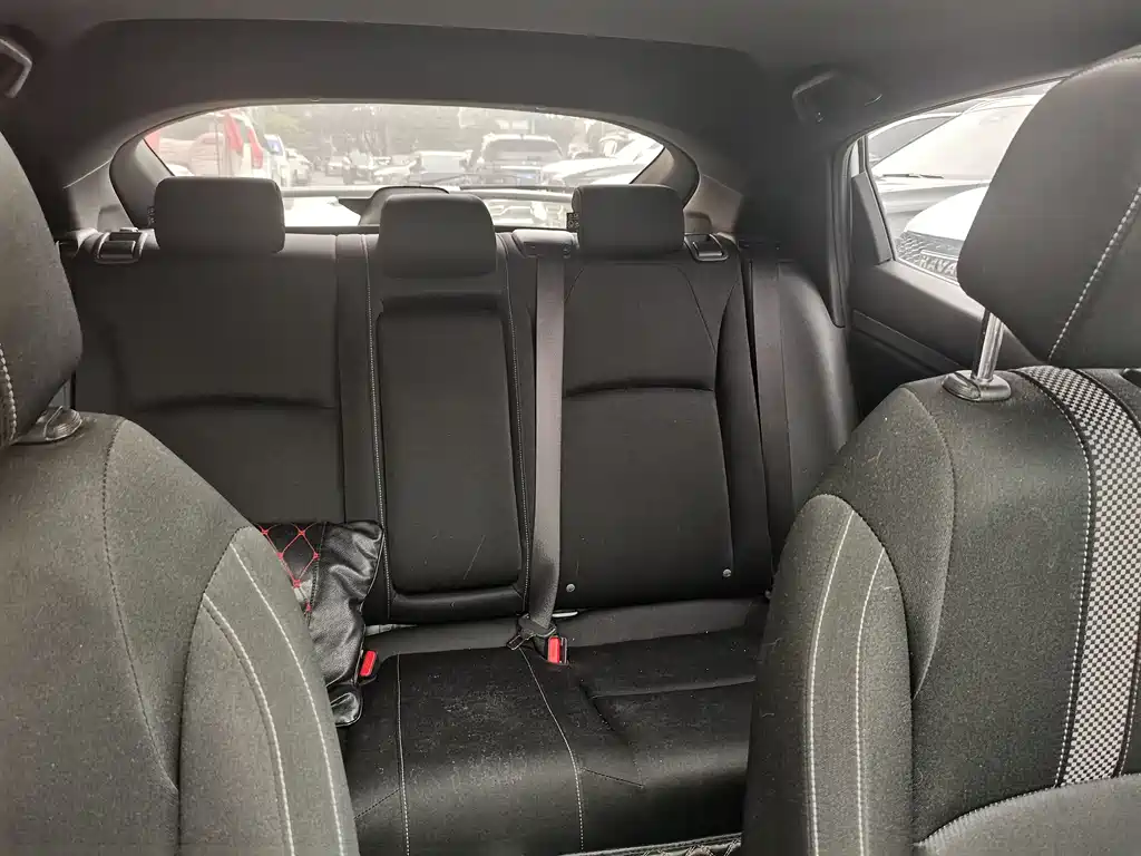 Honda Civic 2020 — фото 10