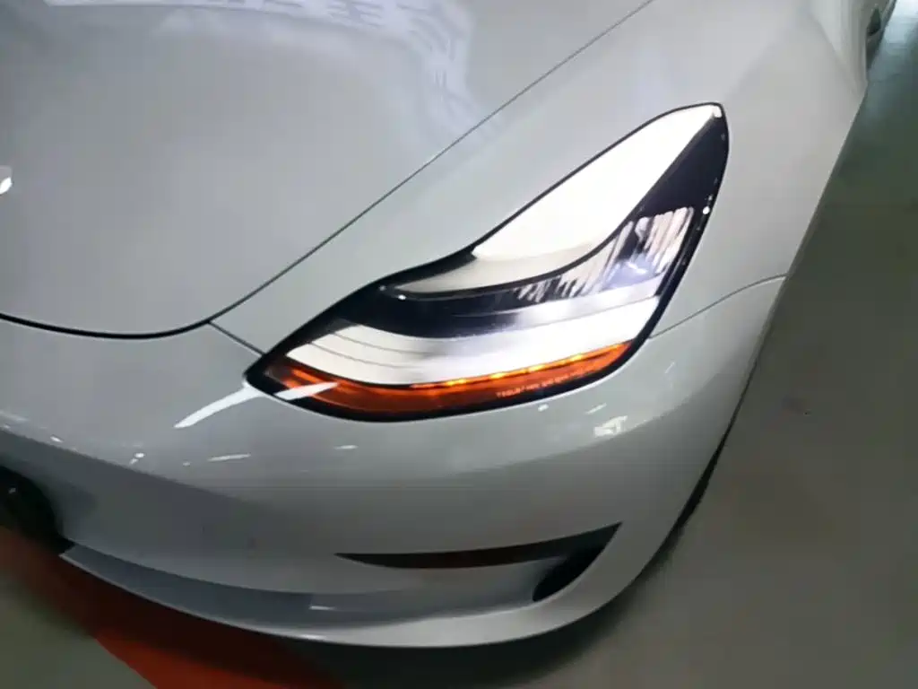 Tesla Model 3 2020 — фото 24