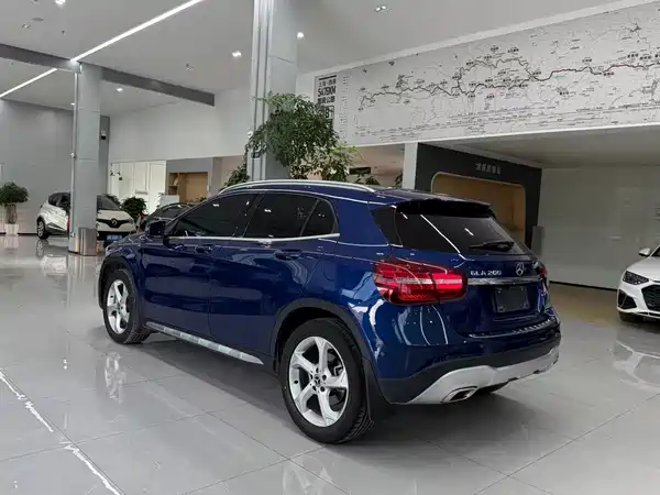 Mercedes-Benz GLA 2018