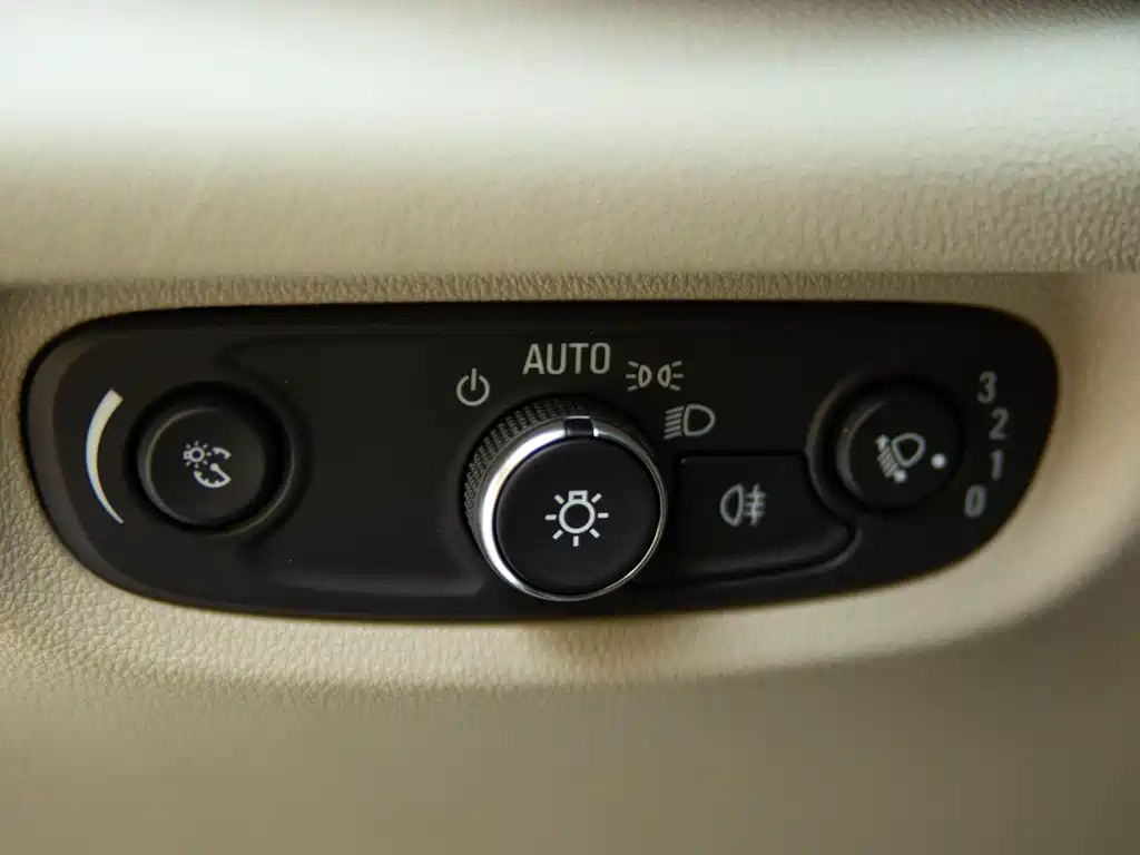Buick Regal 2022 — фото 20