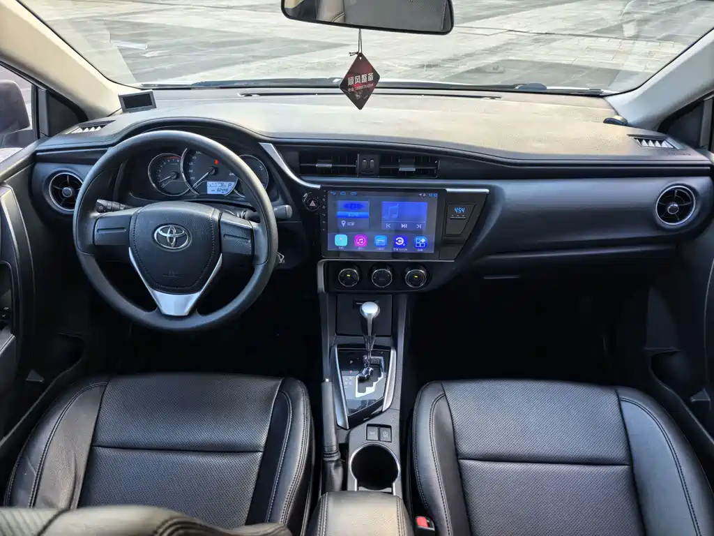 Toyota Corolla 2017 — фото 10