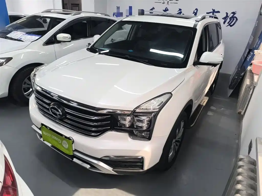GAC Motor Trumpchi GS8 2017 — фото 1
