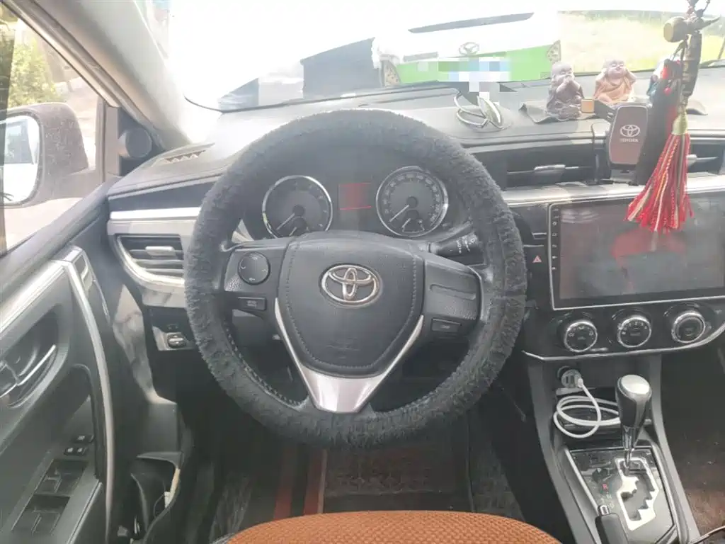 Toyota Corolla 2016 — фото 3