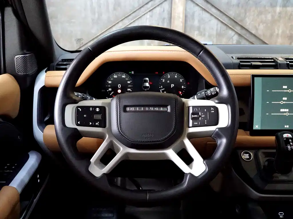 Land Rover Defender 2024 — фото 13