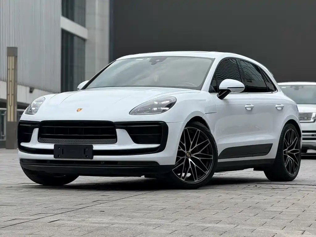Porsche Macan 2022 — фото 1