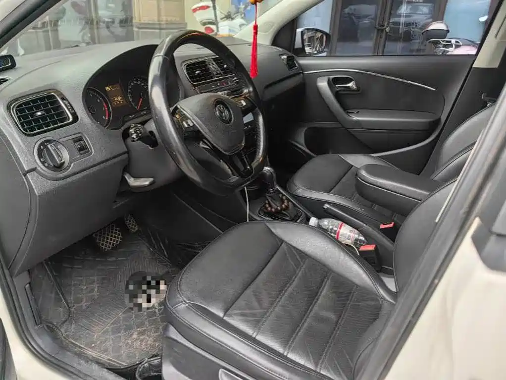Volkswagen Polo 2014