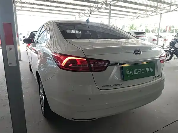 Ford Escort 2017