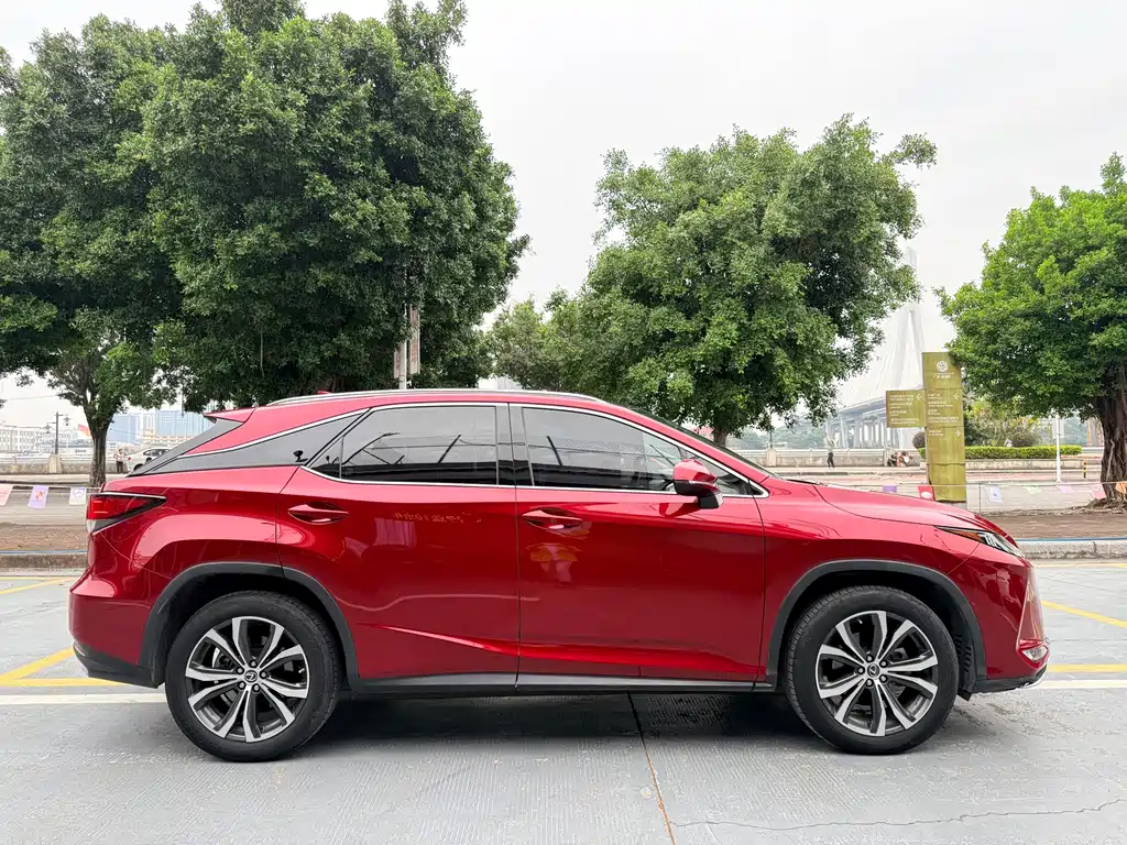Lexus RX 2020 — фото 4