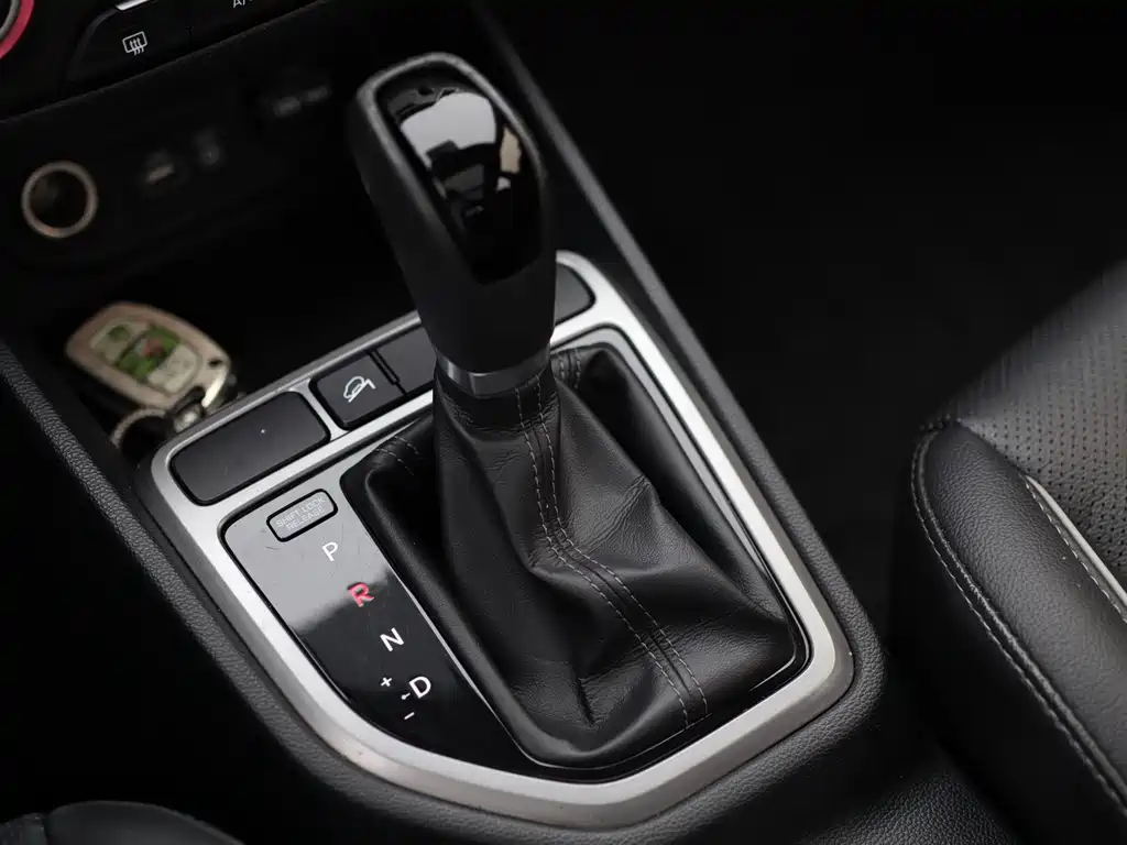 Hyundai ix25 2016 — фото 13