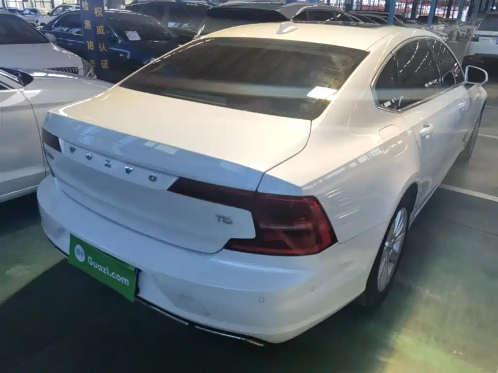 Volvo S90 2017 — фото 7