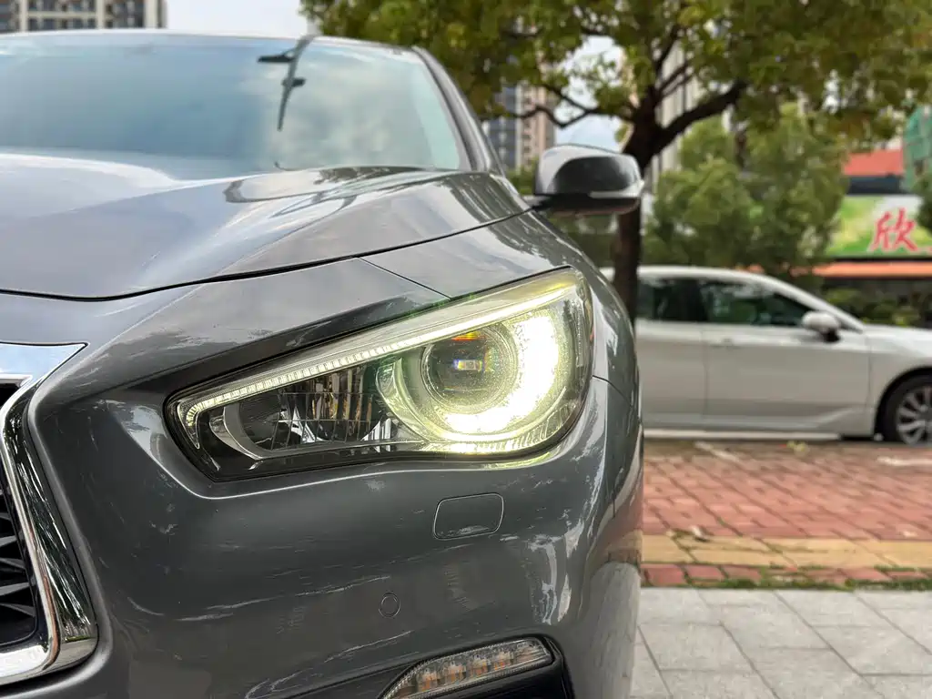 Infiniti Q50L 2019 — фото 14