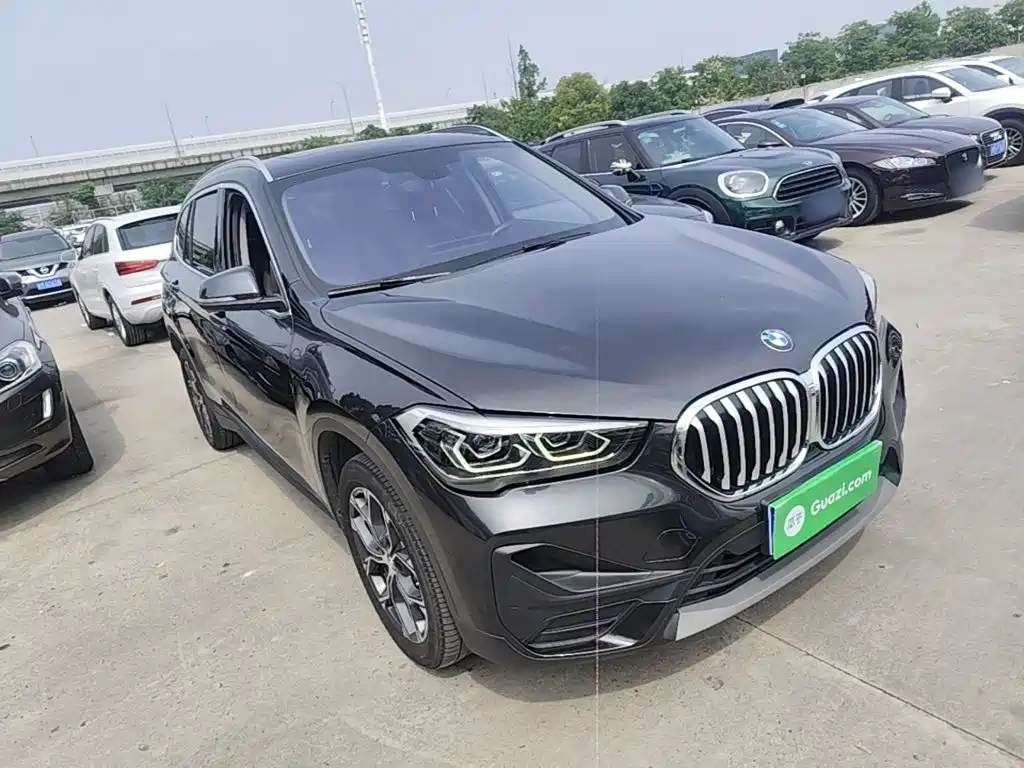 BMW X1 2021 — фото 4