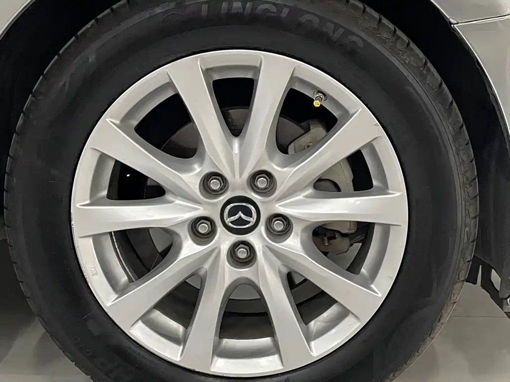 Mazda Atenza 2018 — фото 13