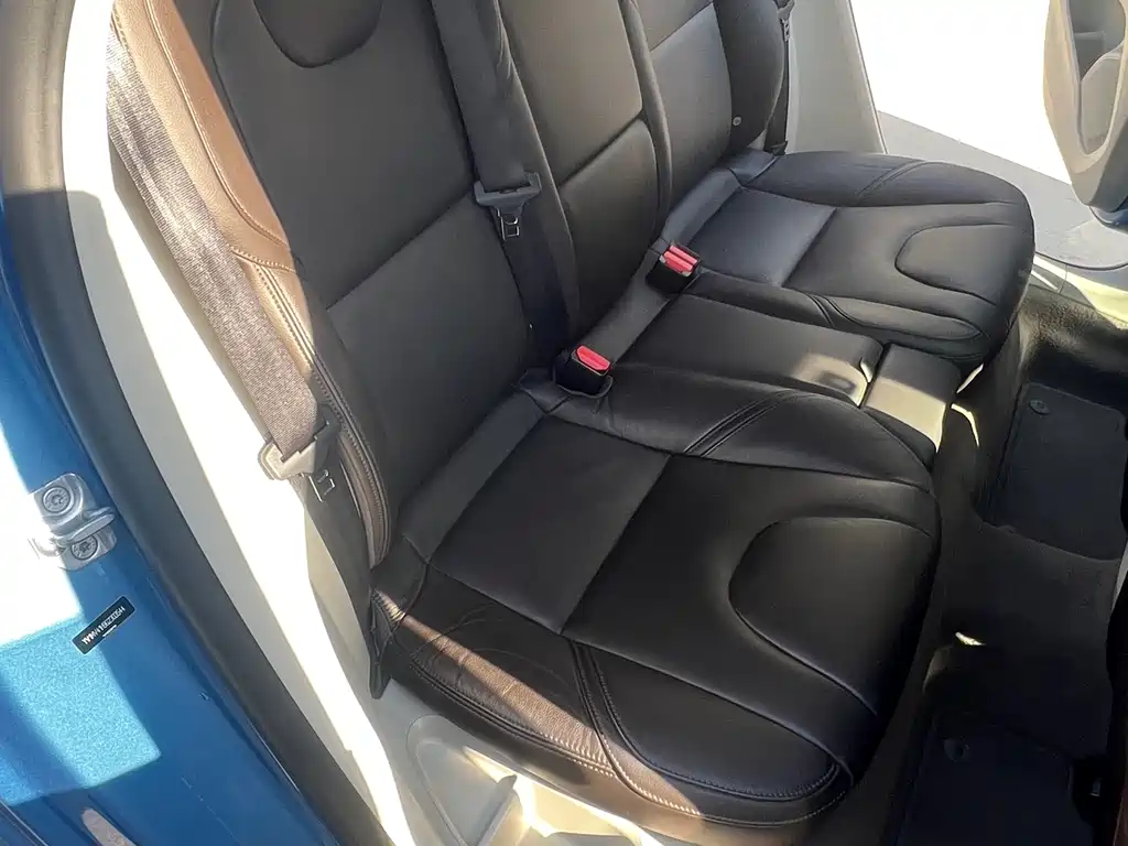 Volvo V40 2016 — фото 17