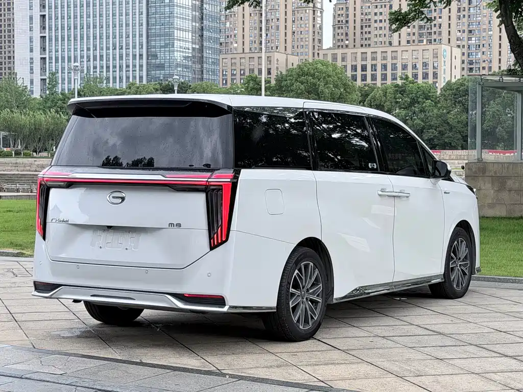 GAC Motor Trumpchi M8 2023 — фото 16