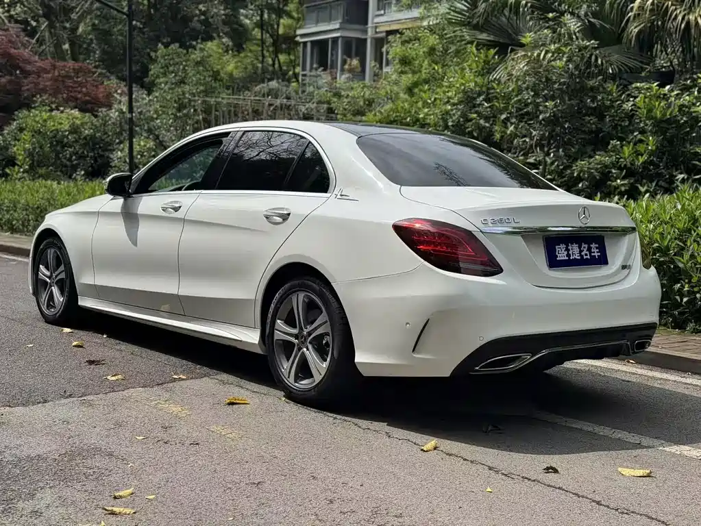 Mercedes-Benz C-Class 2019 — фото 3