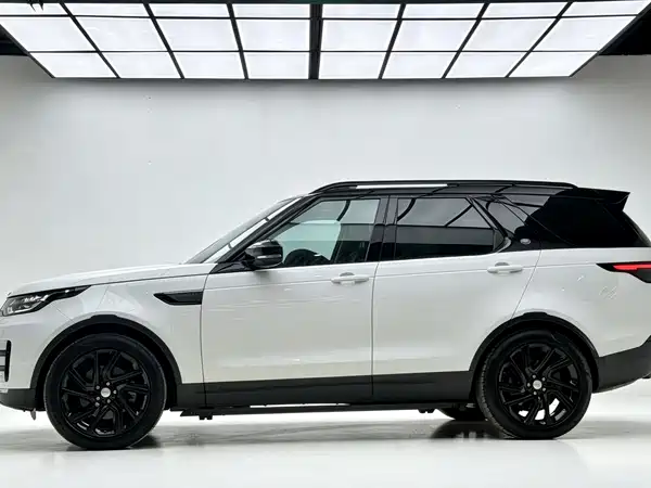 Land Rover Discovery 2018