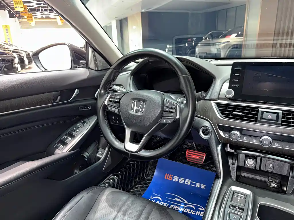 Honda Accord 2020 — фото 8