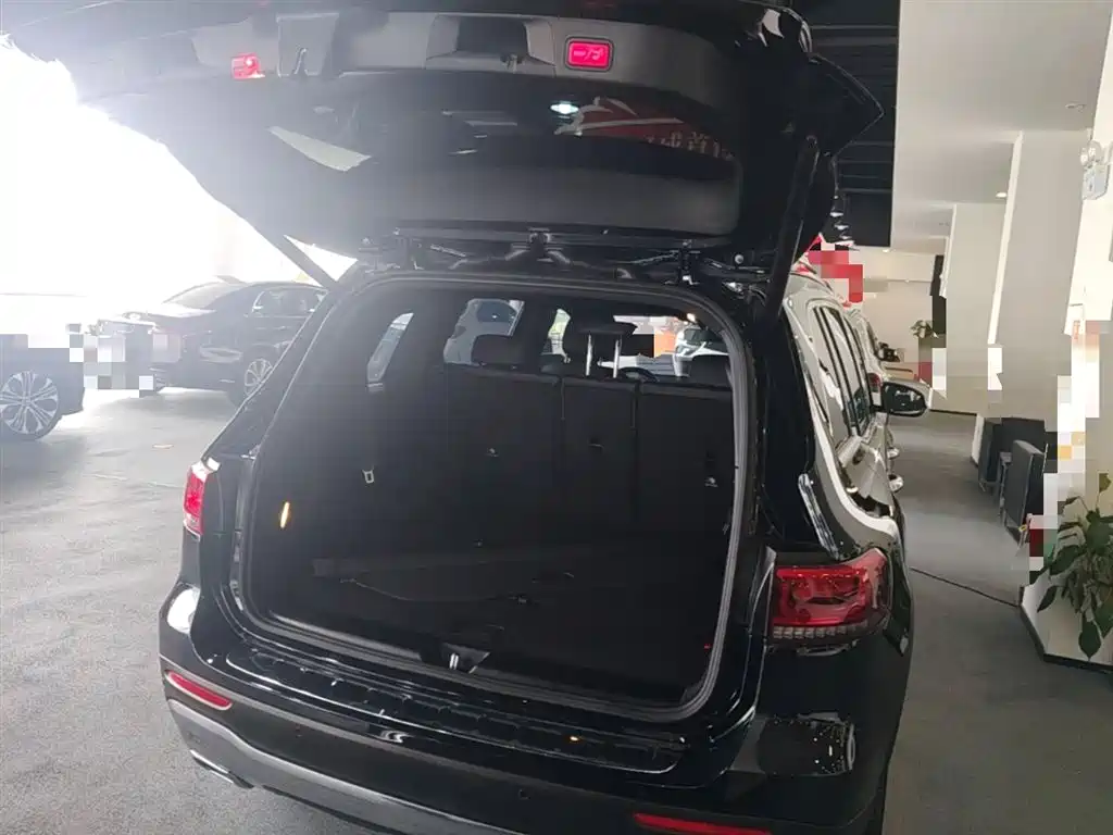Mercedes-Benz GLB 2021 — фото 19