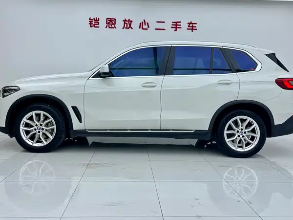 BMW X5 2019