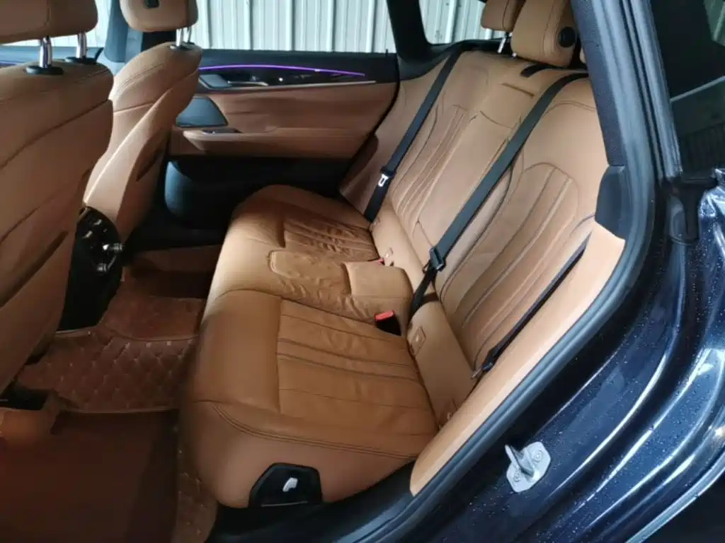 BMW 6 Series GT 2019 — фото 17