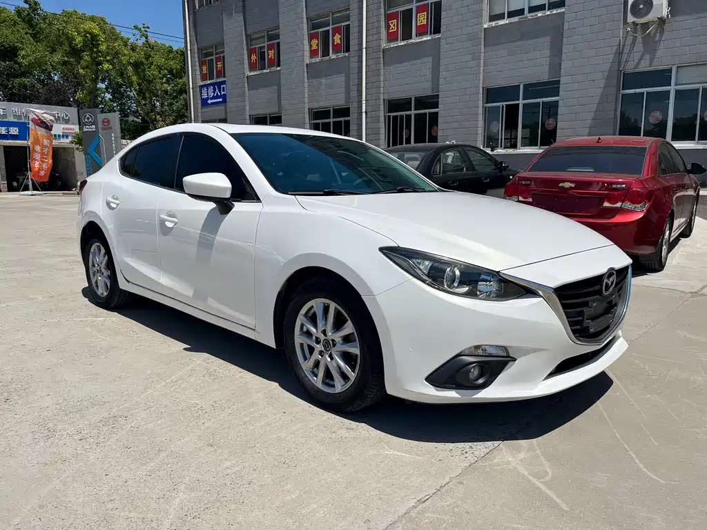 Mazda 3 Axela 2015 — фото 3