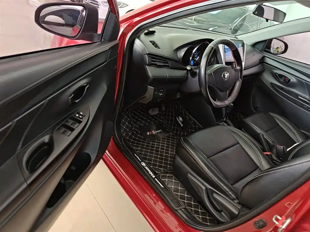 Toyota Yaris L 2019 — фото 16