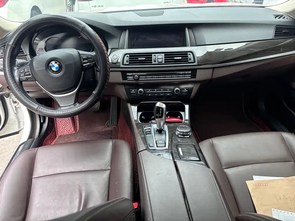 BMW 5 Series 2017 — фото 4