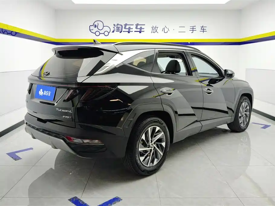 Hyundai Tucson 2023 — фото 3