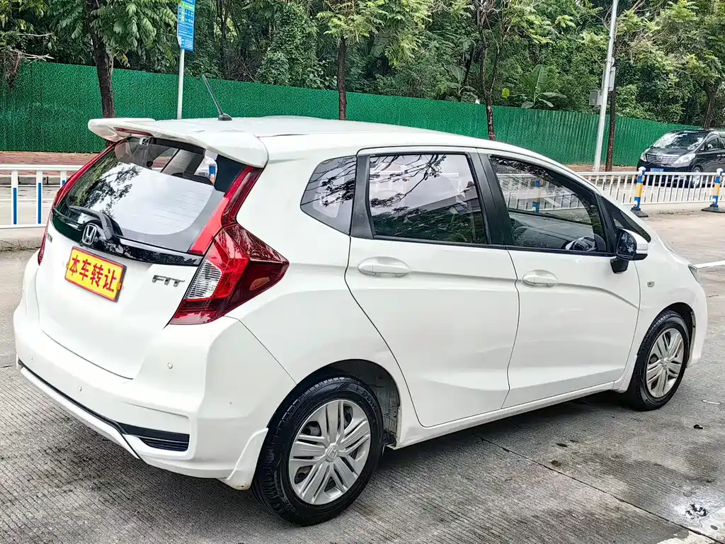 Honda Fit 2019 — фото 9