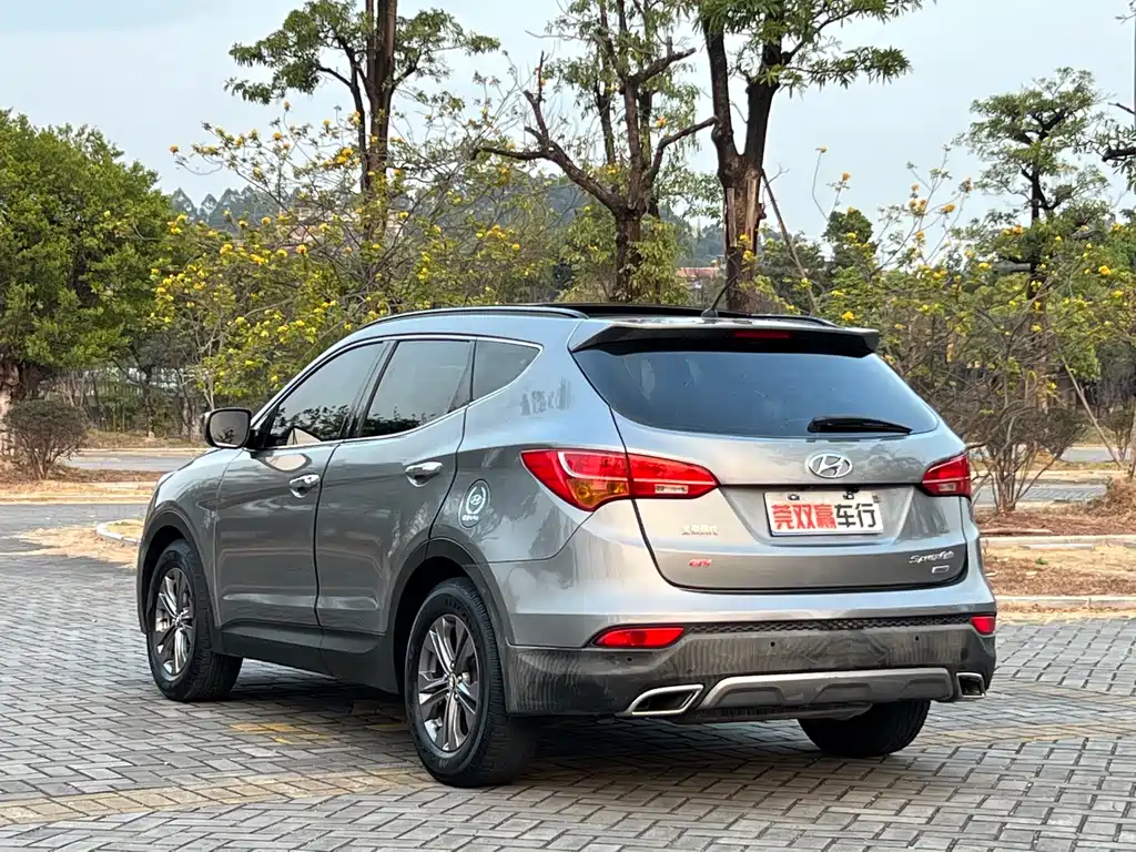 Hyundai Santa Fe 2015 — фото 5