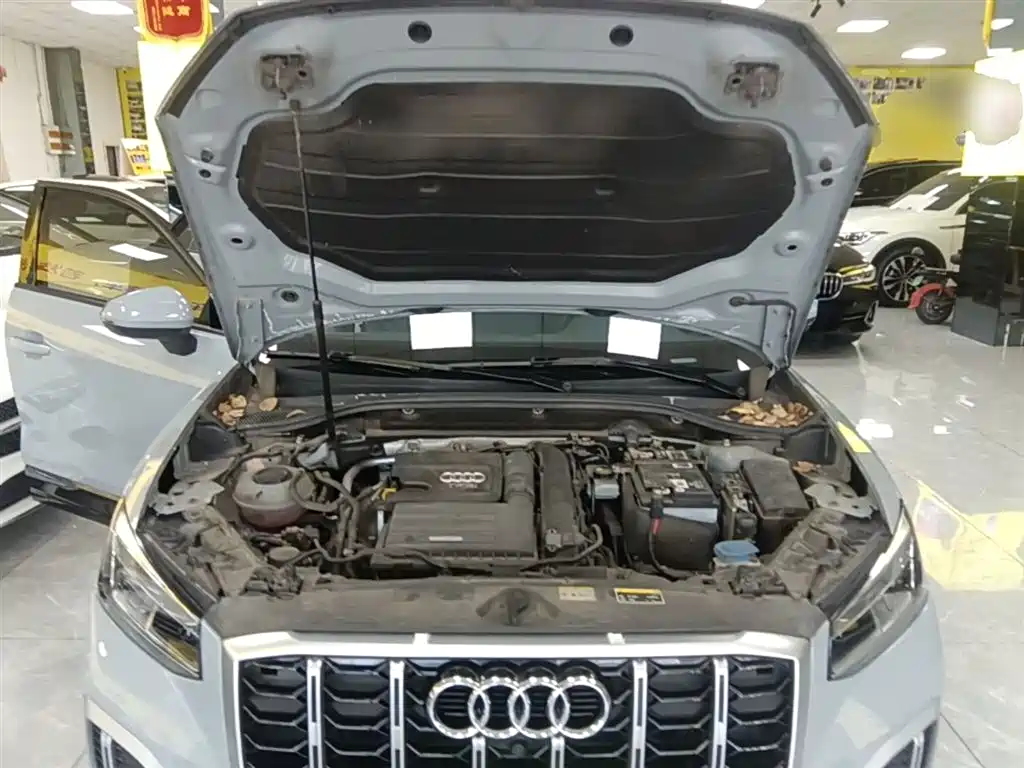 Audi Q2L 2022 — фото 20