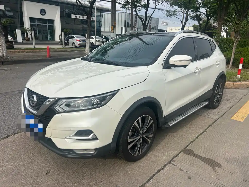 Nissan Qashqai 2022 — фото 1