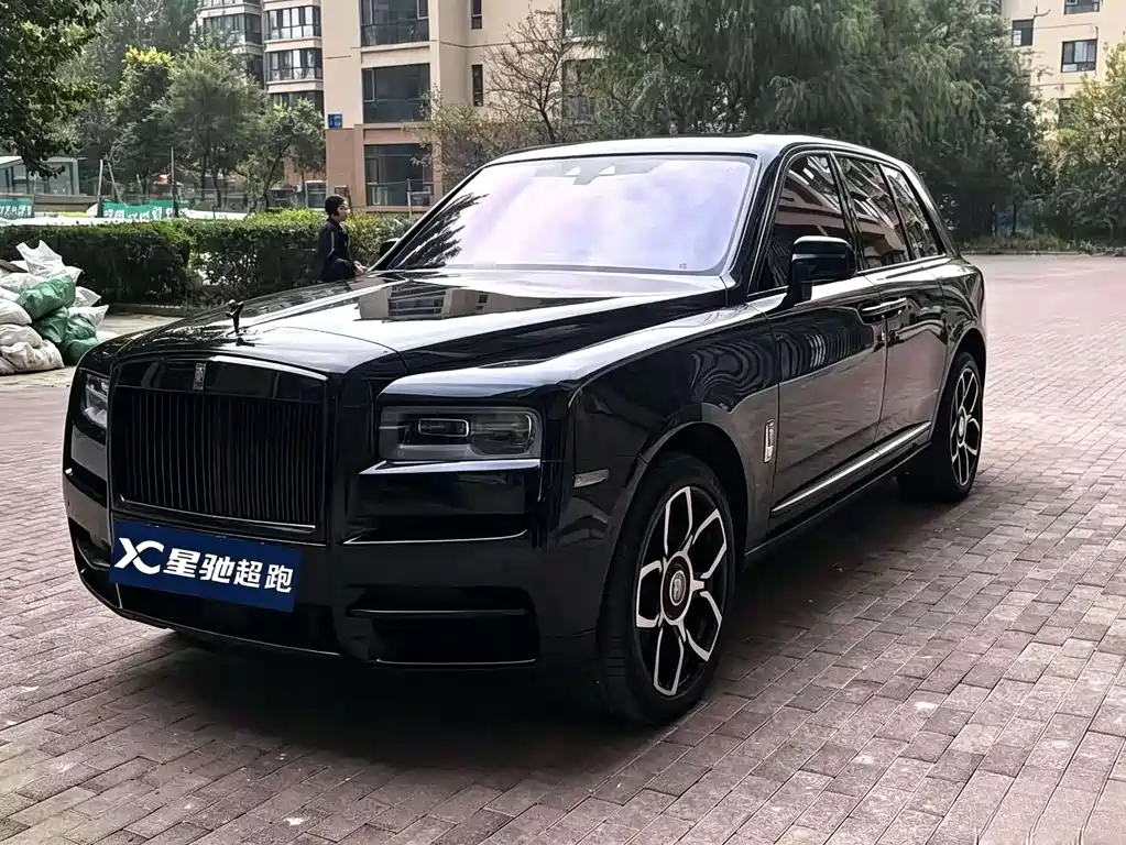 Rolls-Royce Cullinan 2020 — фото 1