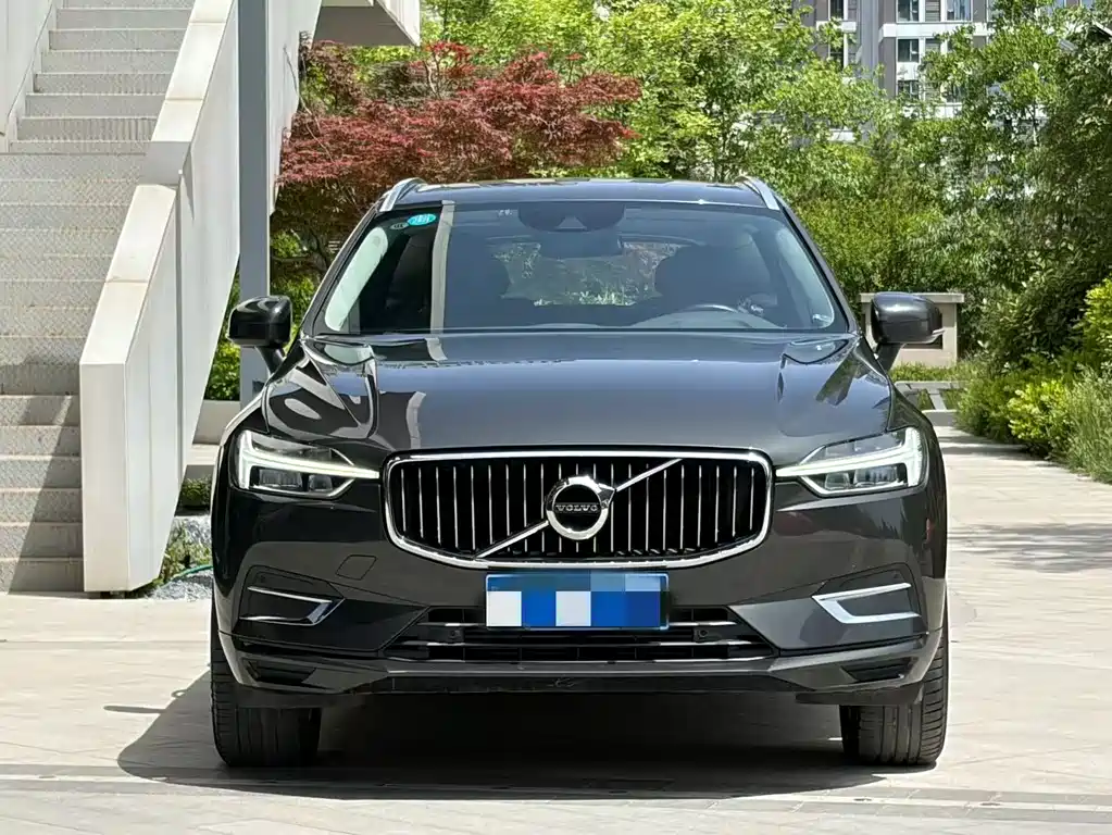 Volvo XC60 2020 — фото 2