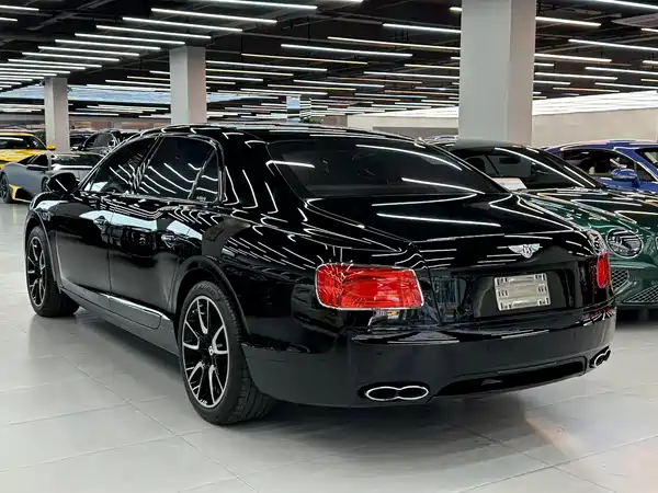 Bentley Flying Spur 2017