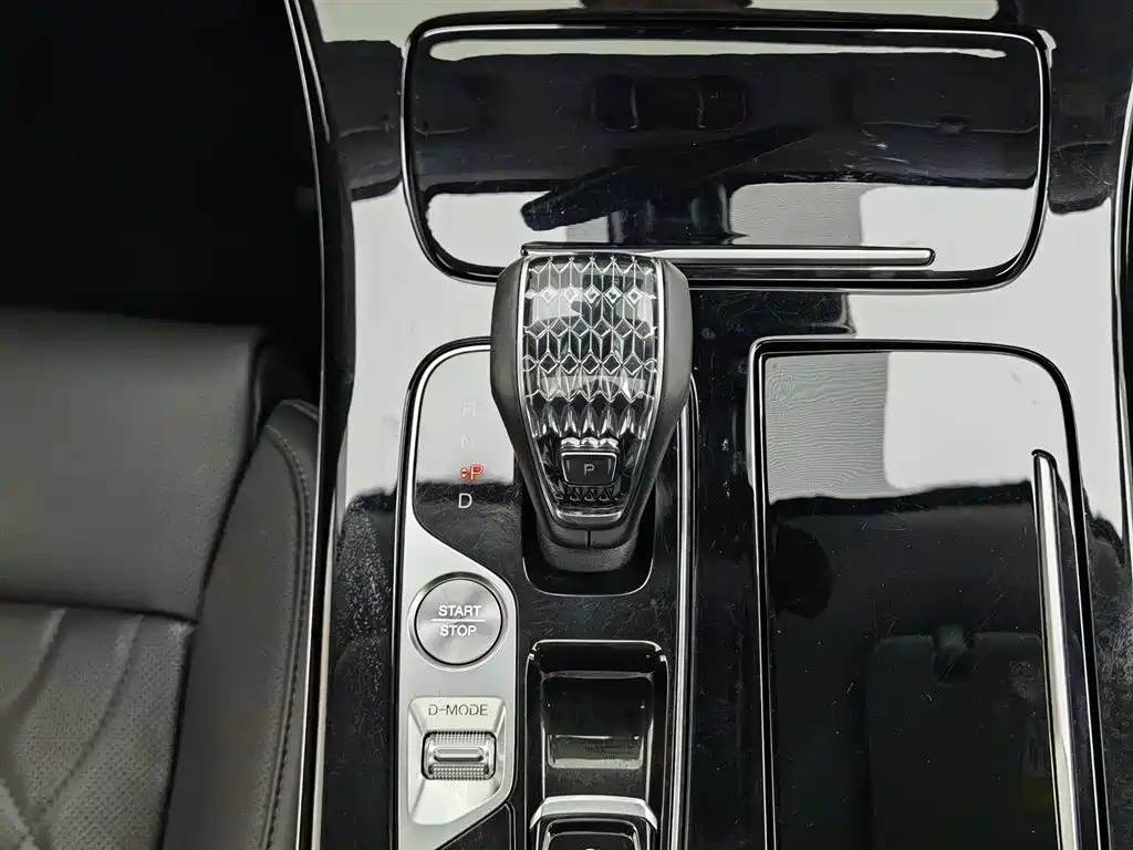 GAC Motor Trumpchi M8 2024 — фото 13