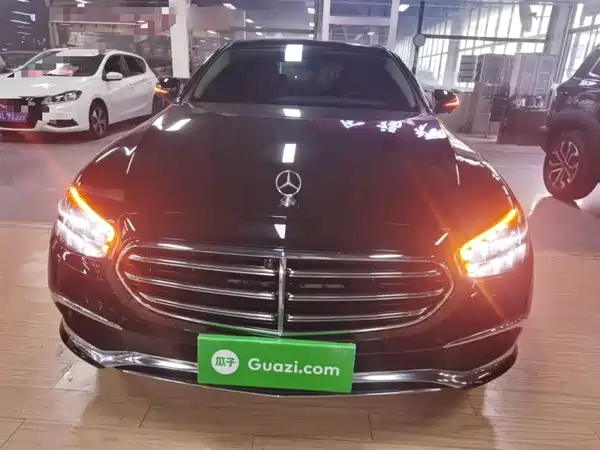 Mercedes-Benz E-Class 2023
