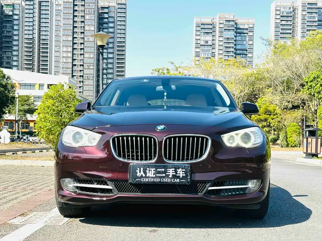 BMW 5 Series GT 2013 — фото 3