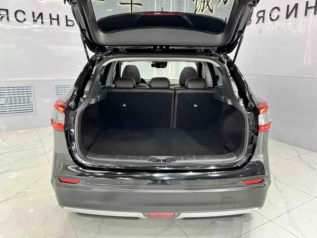 Nissan Qashqai 2023 — фото 18