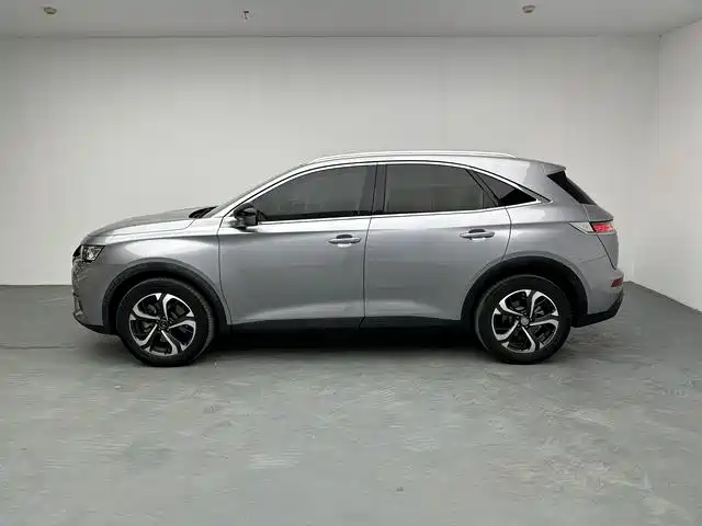 DS 7 Crossback 2023 — фото 8